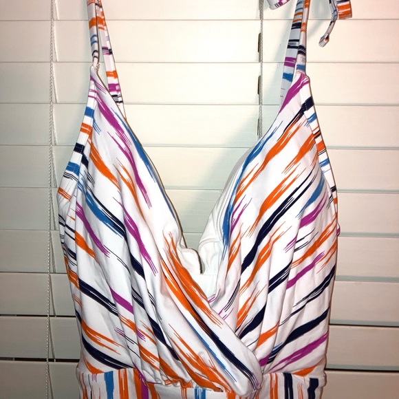 Sea Angel Women’s Multicolor Striped One Piece Swimsuit - Picture 7 of 9